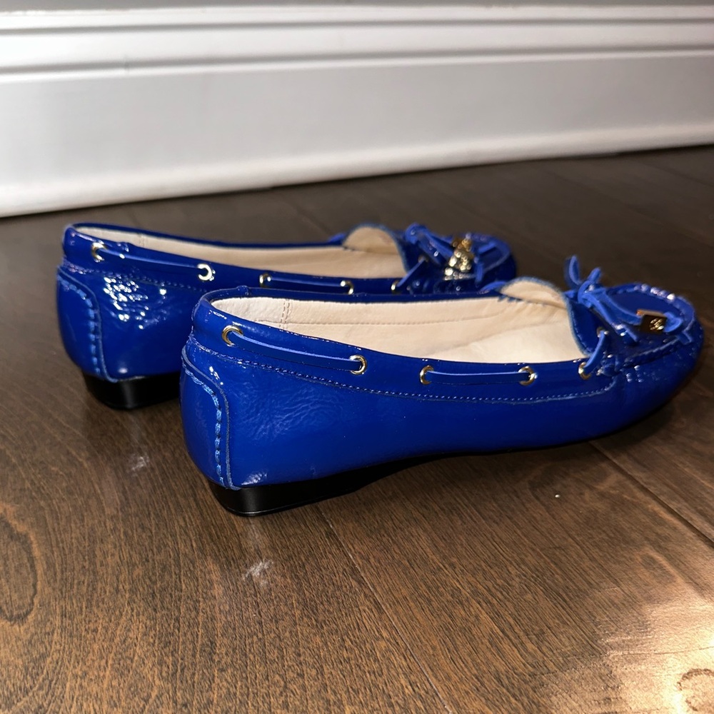 Michael Kors Amber Crinkled Patent Leather Moccasins Blue Women’s Size 7M NIB - Picture 6 of 16